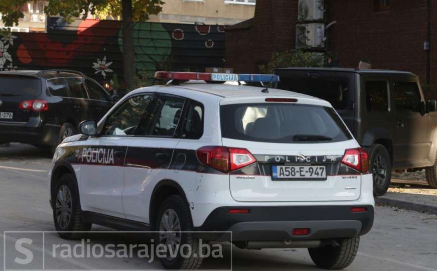 Policija kod Sarajeva uhapsila muškarca zbog mučenja i ubijanja životinja